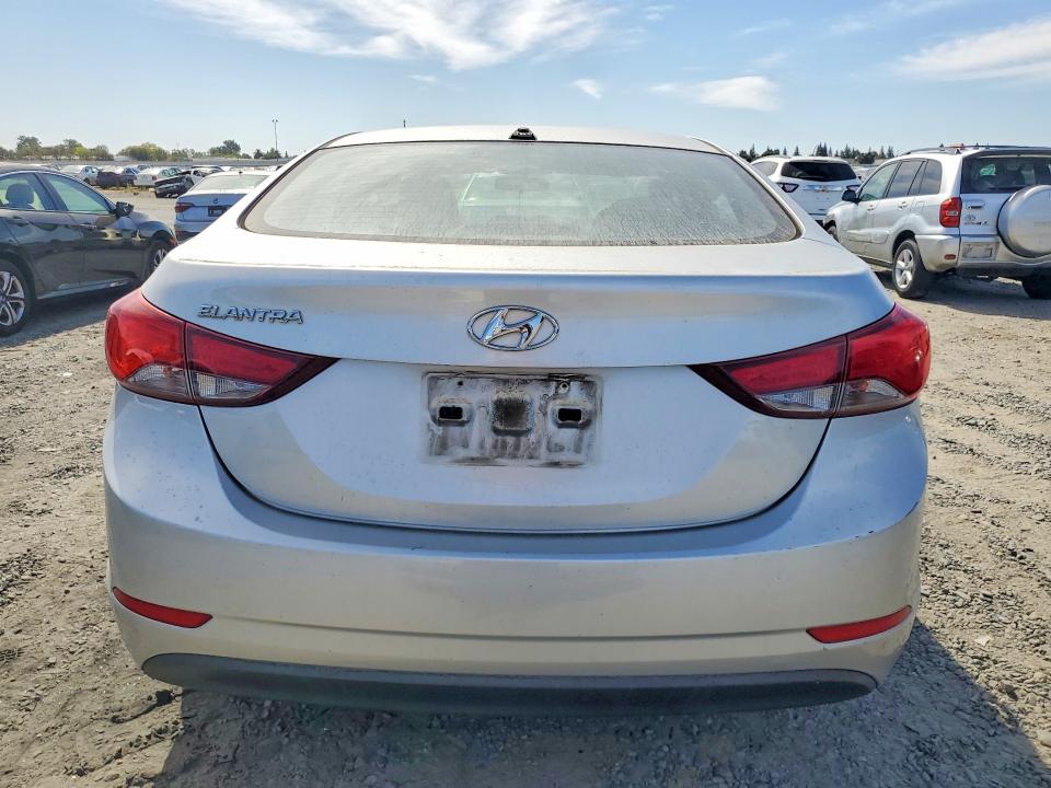 Продаж на аукціоні авто 2016 Hyundai Elantra, vin: 5NPDH4AE4GH663659, номер лоту: 68872256