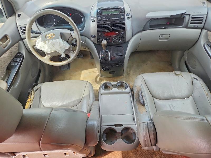 2010 Toyota Sienna მანქანა იყიდება აუქციონზე, vin: 5TDKK4CC2AS299943, აუქციონის ნომერი: 68308396