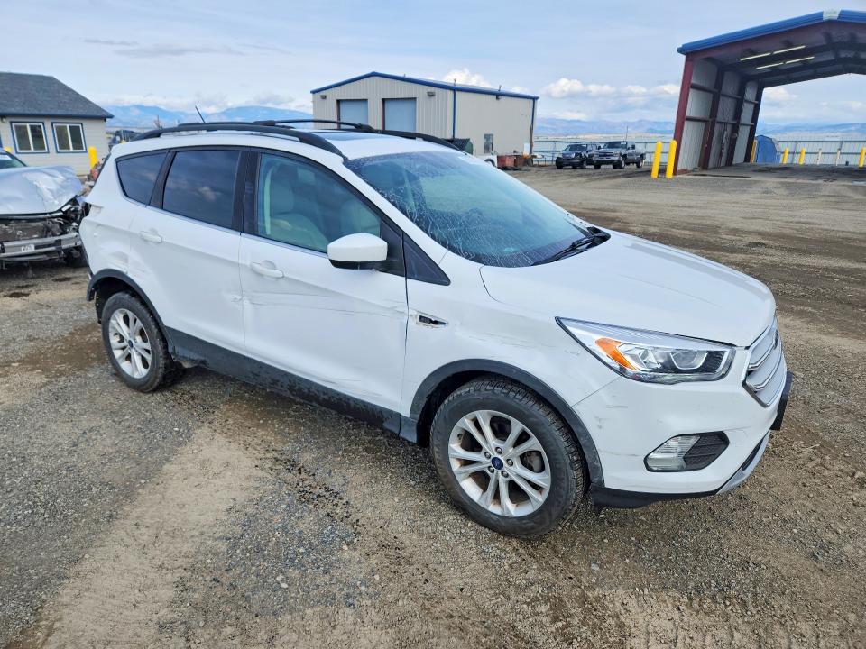 2018 Ford Escape მანქანა იყიდება აუქციონზე, vin: 1FMCU0HD5JUA59771, აუქციონის ნომერი: 68250956