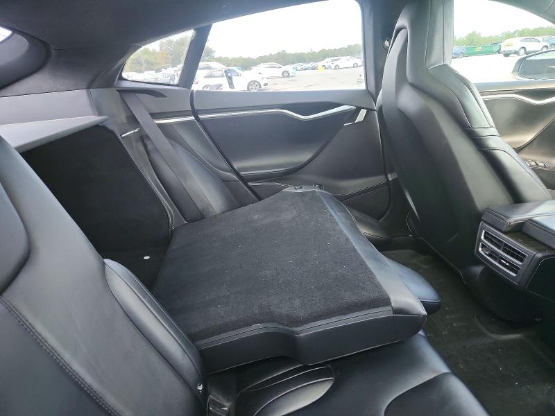 2016 Tesla Model S მანქანა იყიდება აუქციონზე, vin: 5YJSA1E26GF131824, აუქციონის ნომერი: 69651906