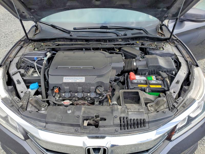 Продажа на аукционе авто 2016 Honda Accord, vin: 1HGCR3F82GA023948, номер лота: 70369896