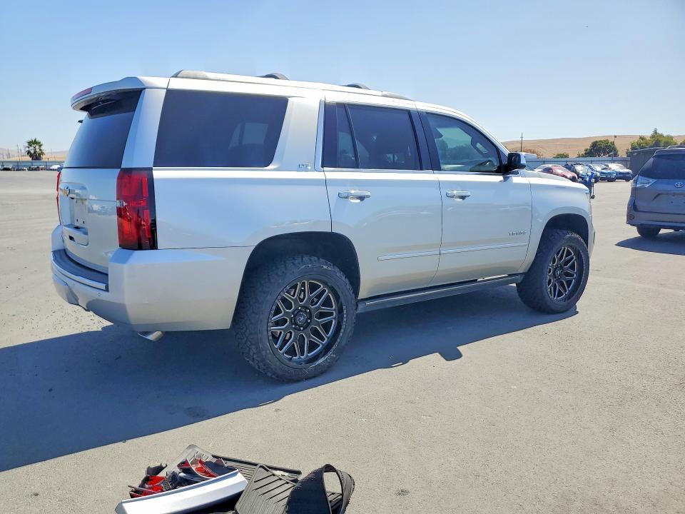 Продажа на аукционе авто 2015 Chevrolet Tahoe, vin: 1GNSKCKC9FR582333, номер лота: 69188556