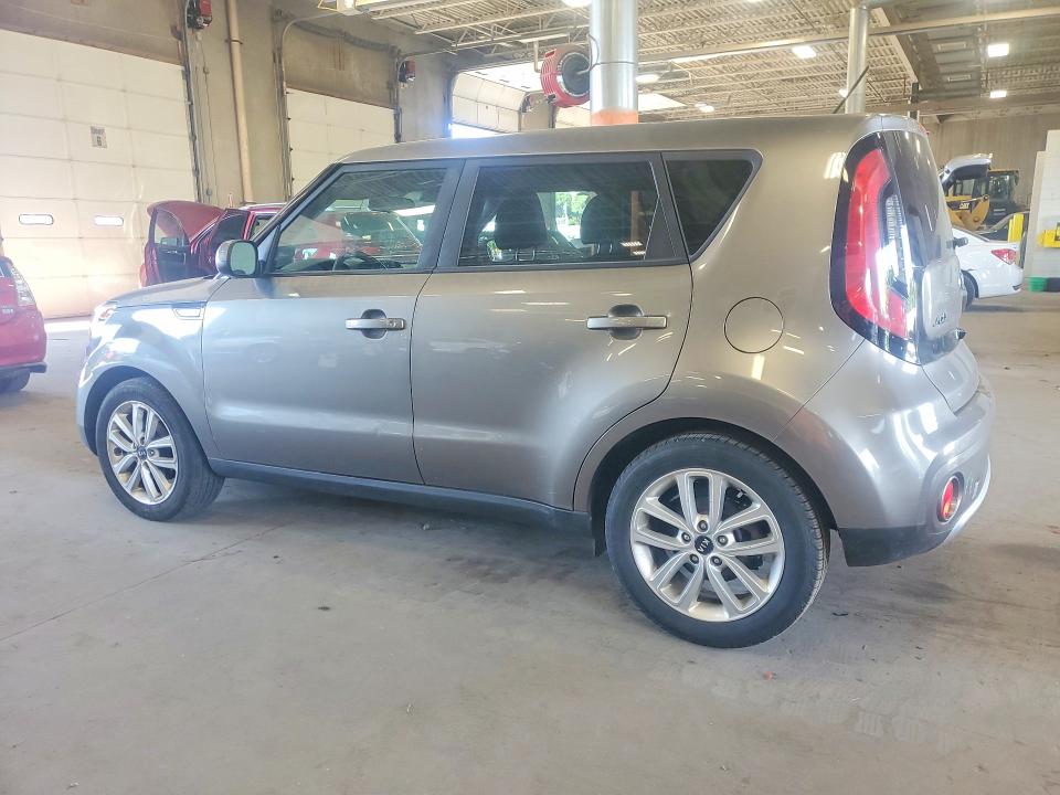 67442146 :رقم المزاد ، KNDJP3A55J7559810 vin ، 2018 Kia Soul مزاد بيع