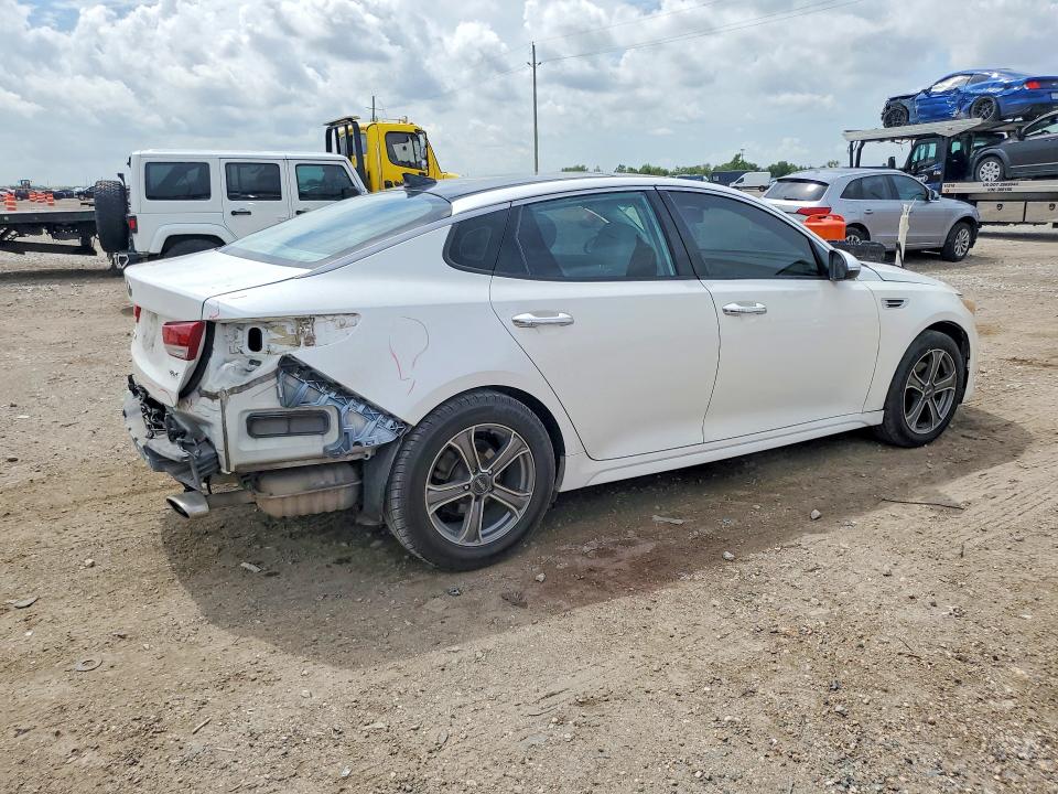 Продаж на аукціоні авто 2016 Kia Optima, vin: 5XXGU4L35GG083059, номер лоту: 67655706