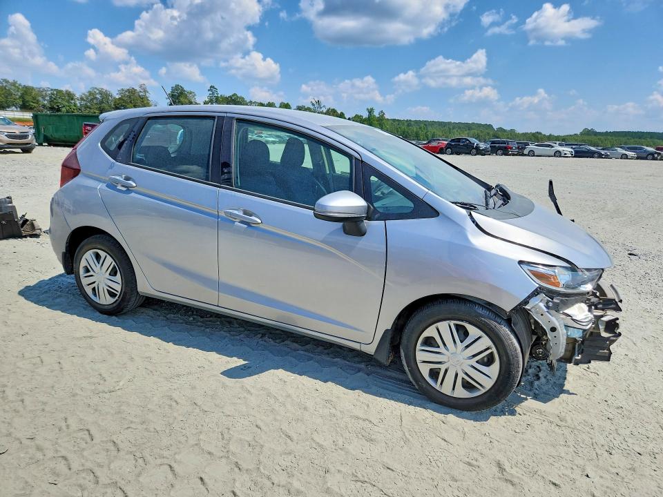 67219076 :رقم المزاد ، 3HGGK5H40KM727783 vin ، 2019 Honda Fit مزاد بيع