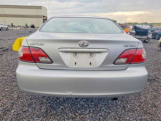 67789226 :رقم المزاد ، JTHBF30G125015746 vin ، 2002 Lexus Es مزاد بيع