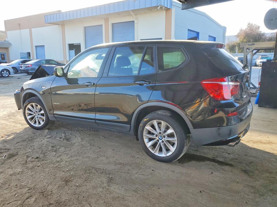 2014 Bmw X3 მანქანა იყიდება აუქციონზე, vin: 5UXWX9C53E0D23243, აუქციონის ნომერი: 68884226