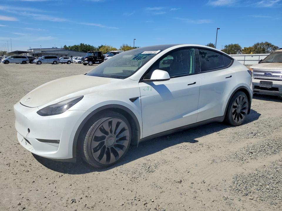 67335316 :رقم المزاد ، 7SAYGDEF1PF702376 vin ، 2023 Tesla Model Y مزاد بيع