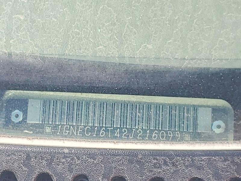 2002 Chevrolet Suburban მანქანა იყიდება აუქციონზე, vin: 1GNEC16T42J216099, აუქციონის ნომერი: 69443326