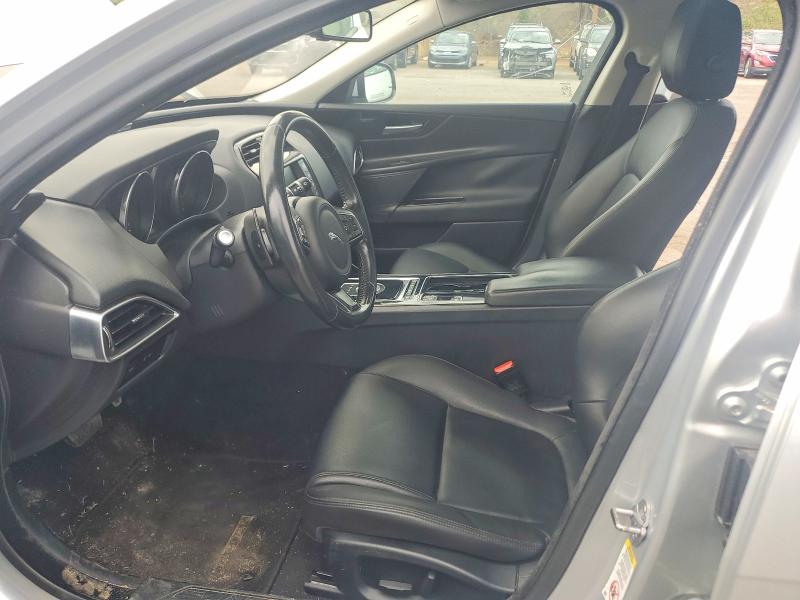 Продаж на аукціоні авто 2018 Jaguar Xe, vin: SAJAD4FX7JCP34561, номер лоту: 69654346
