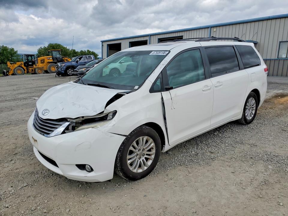 Aukcja sprzedaży 2013 Toyota Sienna, vin: 5TDYK3DC1DS350677, numer aukcji: 67939196