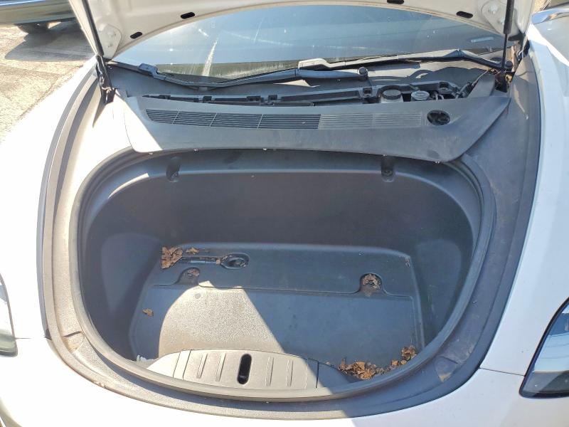 67260506 :رقم المزاد ، 5YJ3E1EB8LF637755 vin ، 2020 Tesla Model 3 مزاد بيع