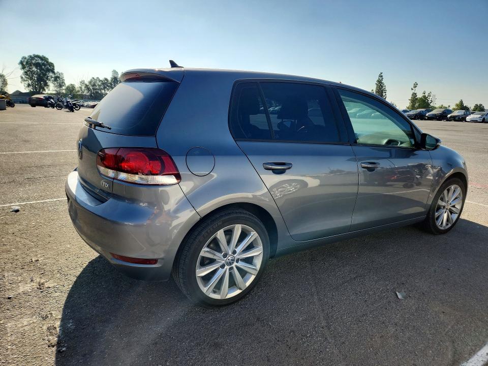 67683196 :رقم المزاد ، WVWDM7AJ1CW093358 vin ، 2012 Volkswagen Golf مزاد بيع