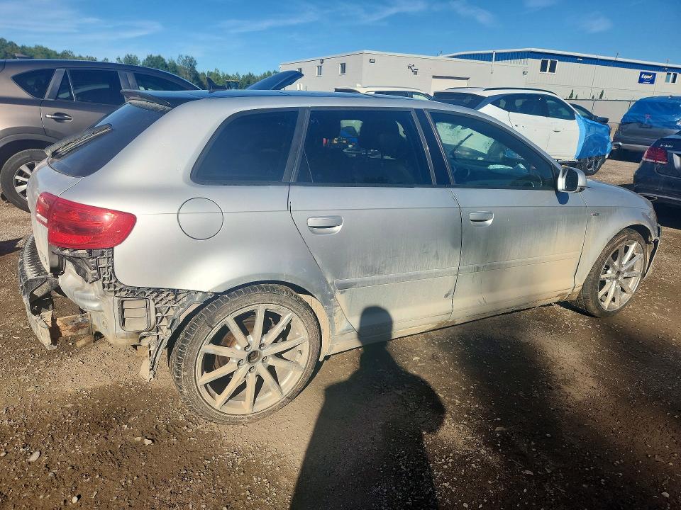 Продажа на аукционе авто 2011 Audi A3, vin: WAUMFCFM6BA059933, номер лота: 68246536