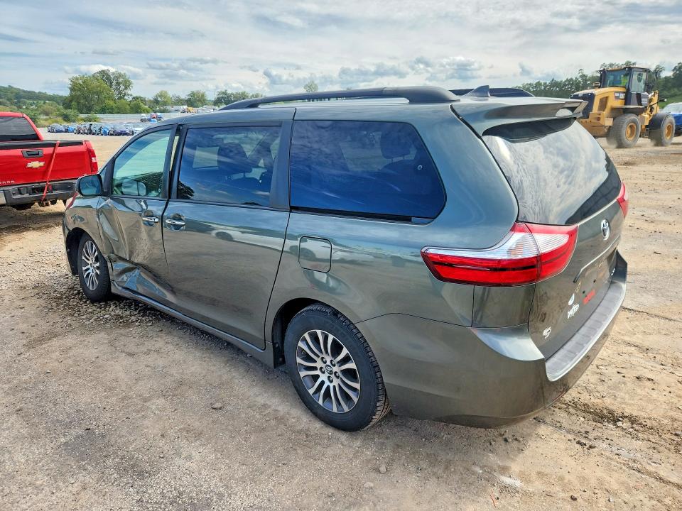 Продажа на аукционе авто 2019 Toyota Sienna, vin: 5TDYZ3DC4KS985689, номер лота: 68301256