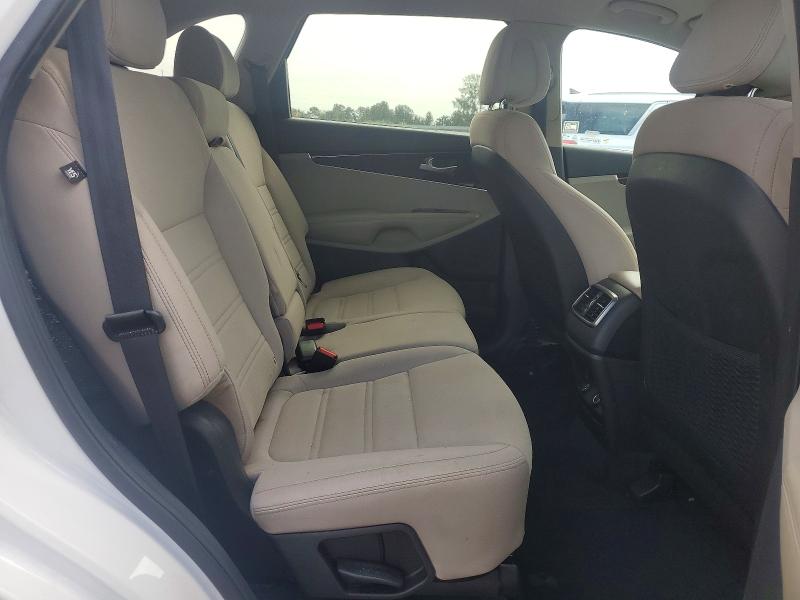 2016 Kia Sorento მანქანა იყიდება აუქციონზე, vin: 5XYPG4A31GG008221, აუქციონის ნომერი: 69118066