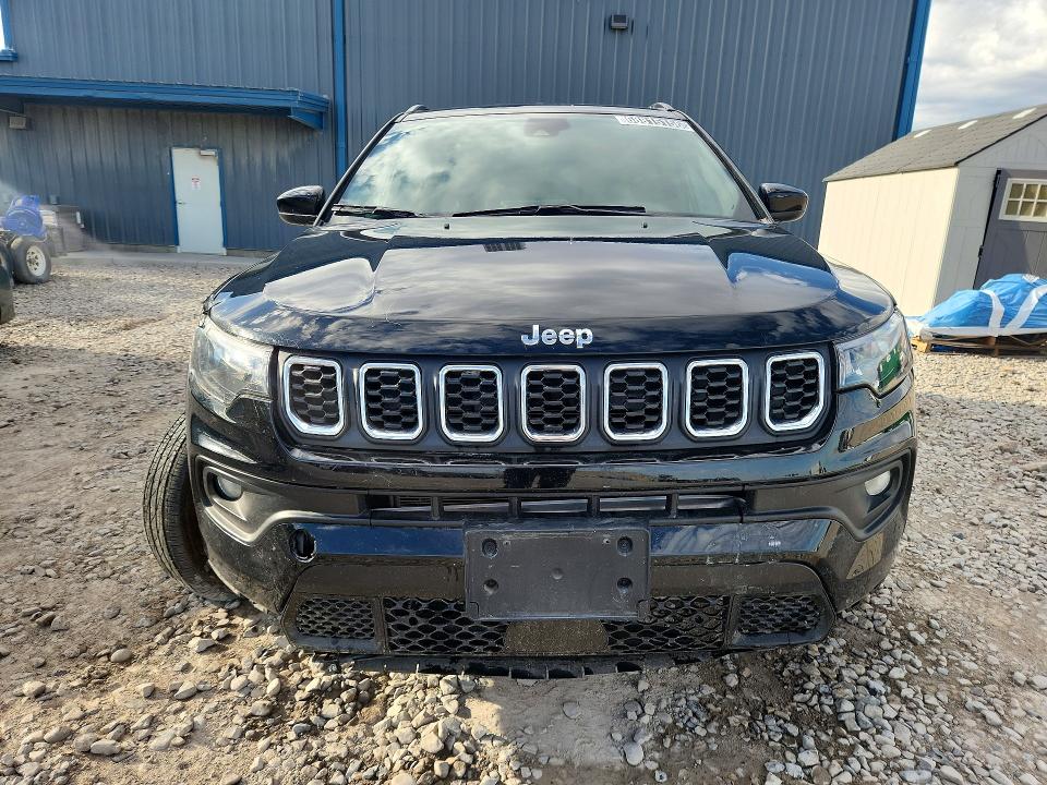 2025 Jeep Compass მანქანა იყიდება აუქციონზე, vin: 3C4NJDBNXST604194, აუქციონის ნომერი: 68815156