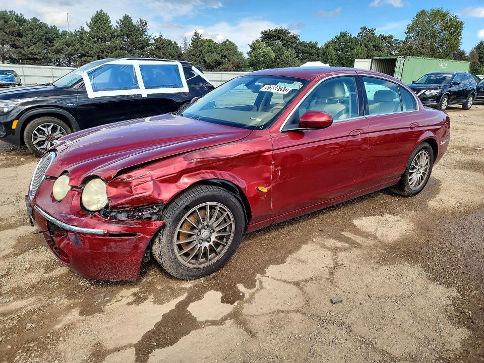 68742686 :رقم المزاد ، SAJWA01A46FN61680 vin ، 2006 Jaguar S-type مزاد بيع