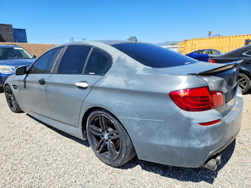 67773436 :رقم المزاد ، WBAFR9C5XBC758325 vin ، 2011 Bmw 550 مزاد بيع
