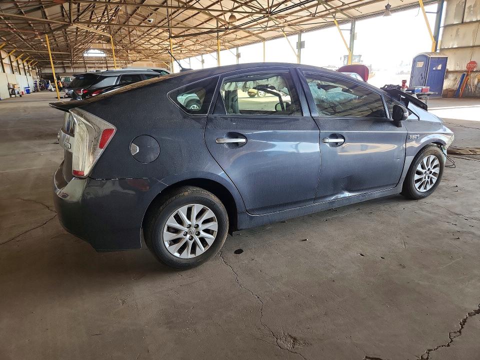 68826176 :رقم المزاد ، JTDKN3DP4E3060226 vin ، 2014 Toyota Prius Plug-in Hybrid مزاد بيع