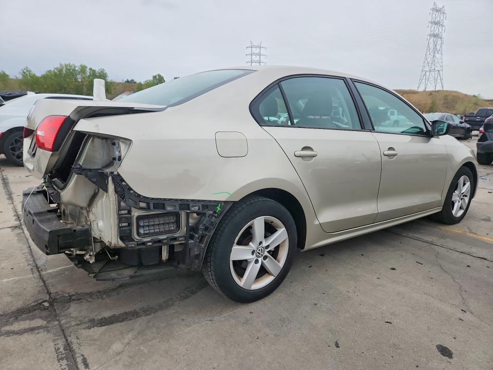 Продажа на аукционе авто 2013 Volkswagen Jetta, vin: 3VW2K7AJ4DM253616, номер лота: 69779056