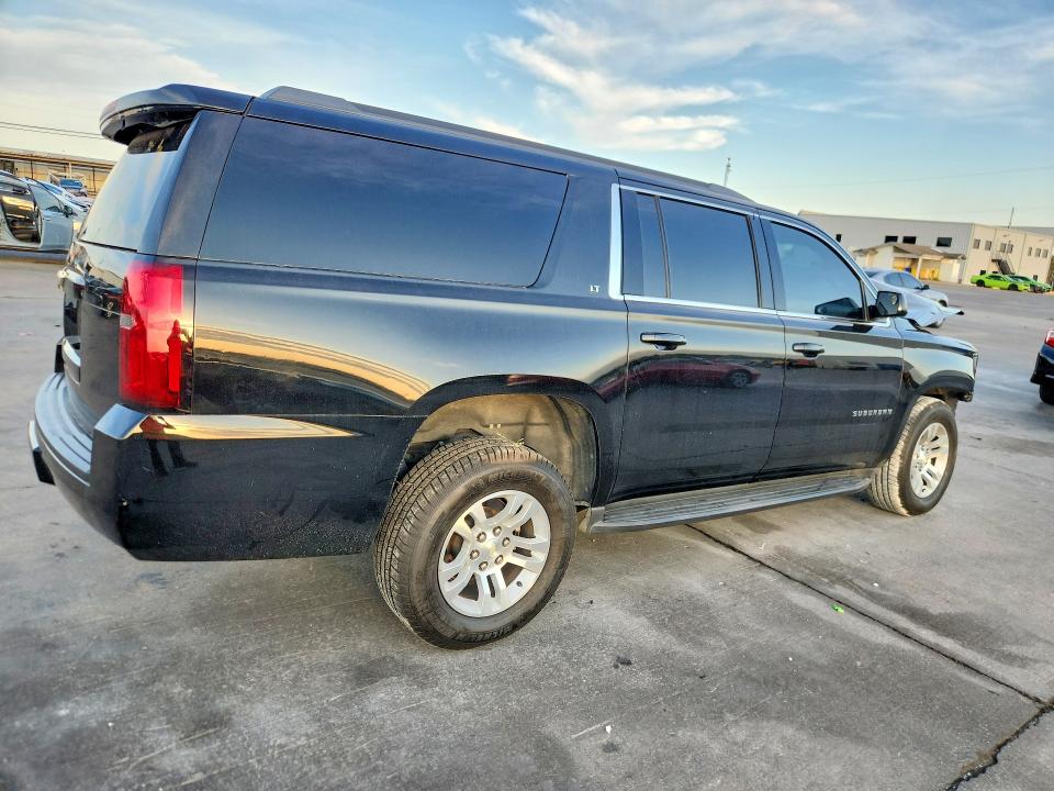 2019 Chevrolet Suburban მანქანა იყიდება აუქციონზე, vin: 1GNSKHKCXKR367812, აუქციონის ნომერი: 69638706
