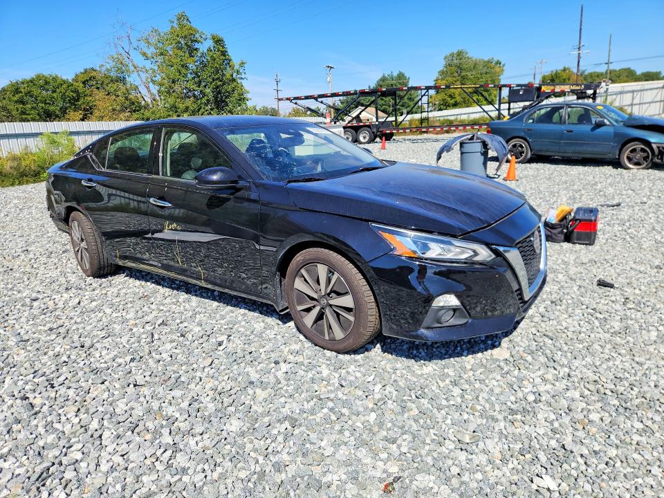 70325106 :رقم المزاد ، 1N4BL4EW8KC172014 vin ، 2019 Nissan Altima مزاد بيع