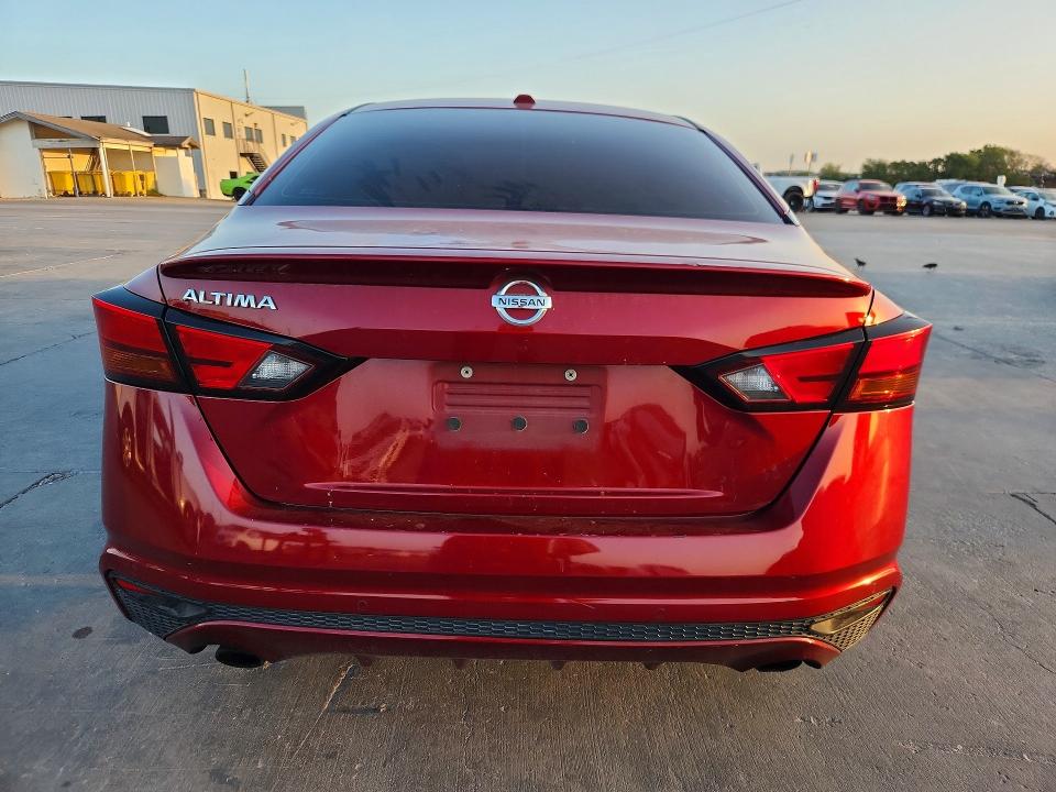 68890446 :رقم المزاد ، 1N4BL4DV4KN309771 vin ، 2019 Nissan Altima مزاد بيع