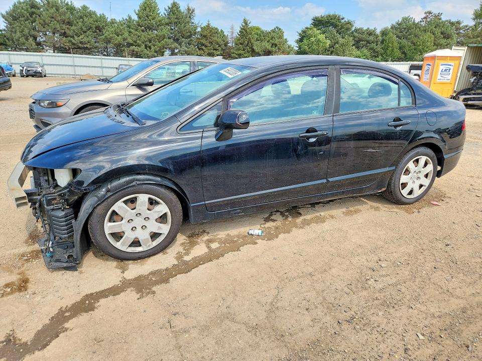 66933306 :رقم المزاد ، 19XFA1F56BE039718 vin ، 2011 Honda Civic مزاد بيع