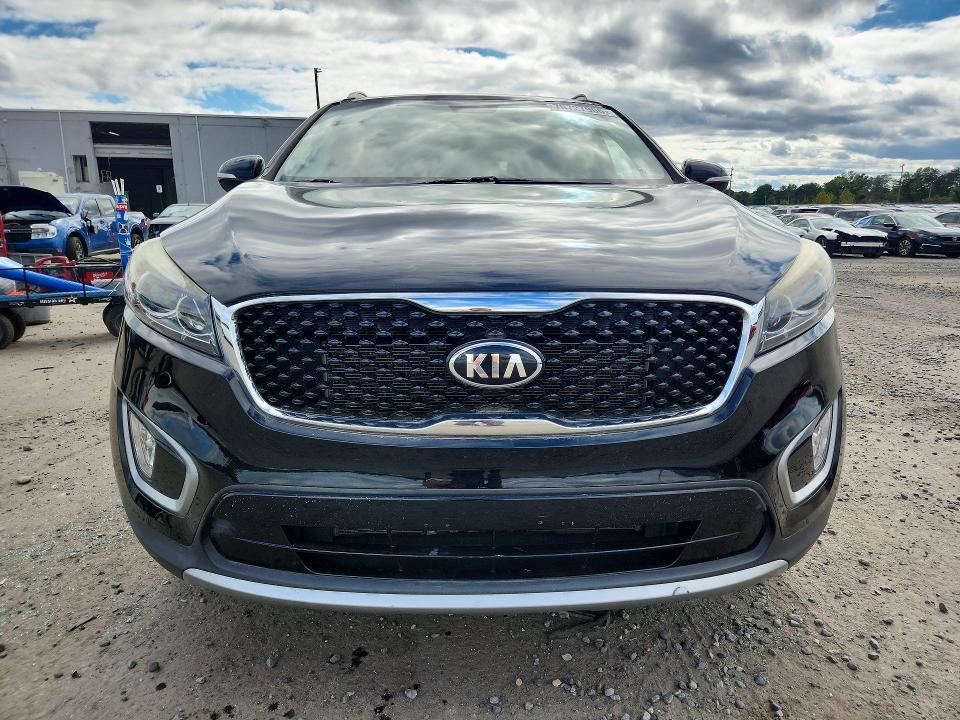 70727906 :رقم المزاد ، 5XYPHDA52HG276372 vin ، 2017 Kia Sorento مزاد بيع