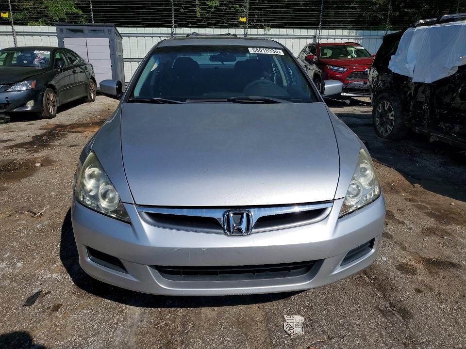 68018936 :رقم المزاد ، 1HGCM56776A055584 vin ، 2006 Honda Accord مزاد بيع