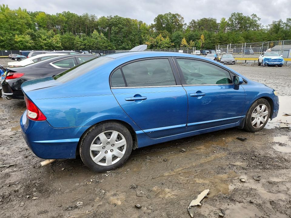 Продажа на аукционе авто 2011 Honda Civic, vin: 2HGFA1F53BH521021, номер лота: 70265666