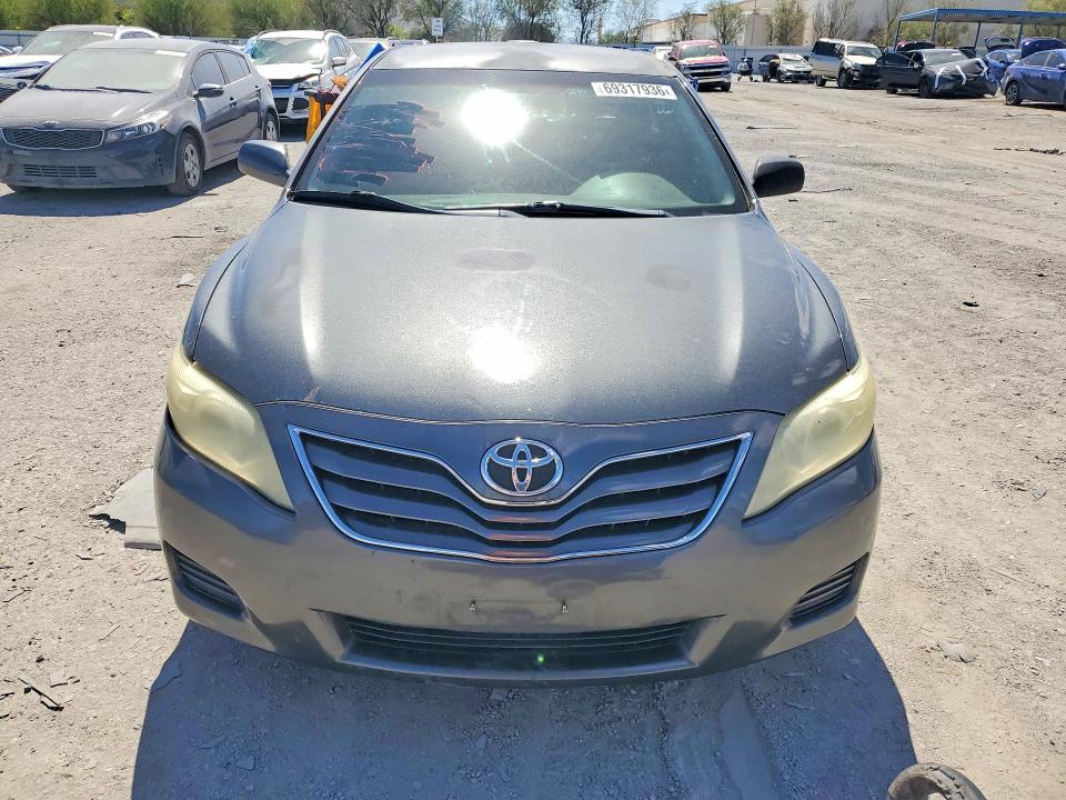 69317936 :رقم المزاد ، 4T1BF3EK1BU716528 vin ، 2011 Toyota Camry مزاد بيع