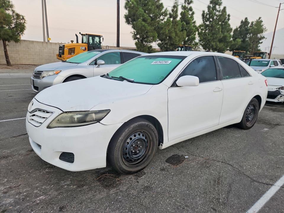 2010 Toyota Camry მანქანა იყიდება აუქციონზე, vin: 4TFBF3EK7AR019871        , აუქციონის ნომერი: 68260256