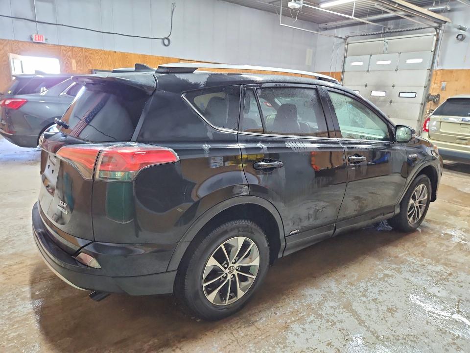 Продажа на аукционе авто 2018 Toyota Rav4 Hybrid, vin: JTMRJREV2JD210879, номер лота: 68001886