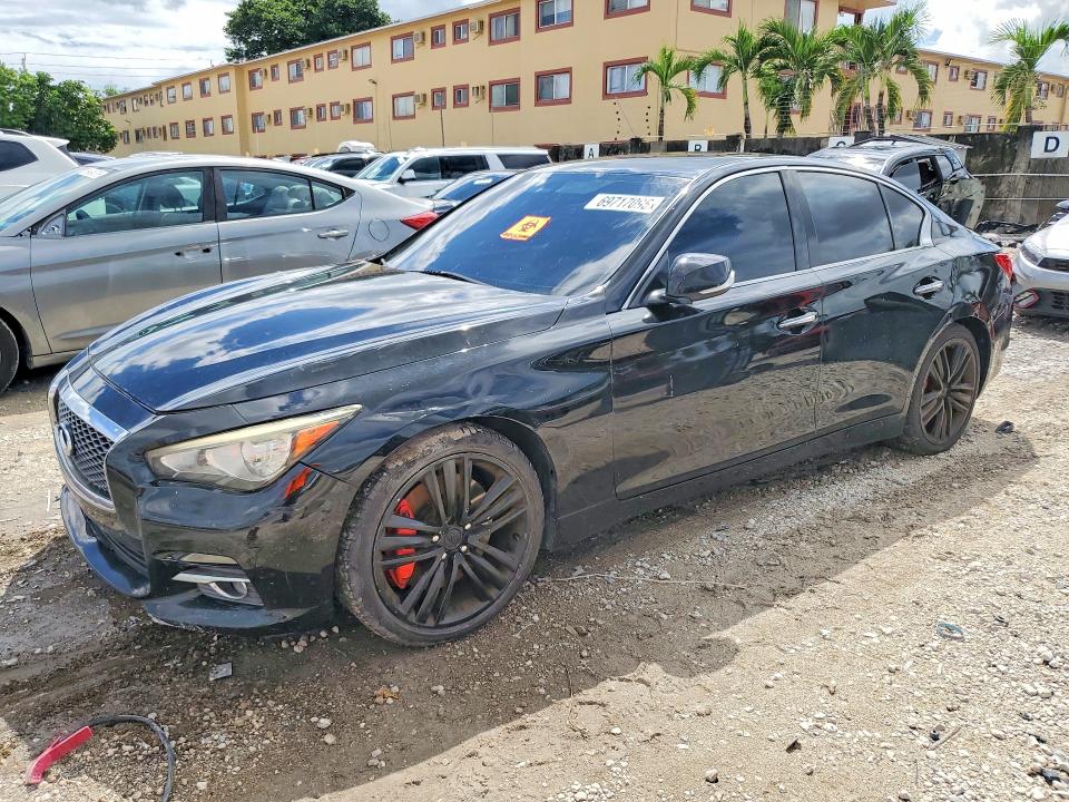 69717096 :رقم المزاد ، JN1BV7AP8FM334845 vin ، 2015 Infiniti Q50 مزاد بيع