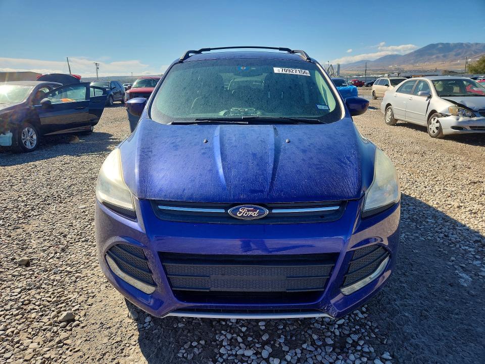 70927156 :رقم المزاد ، 1FMCU0GXXDUD37550 vin ، 2013 Ford Escape مزاد بيع