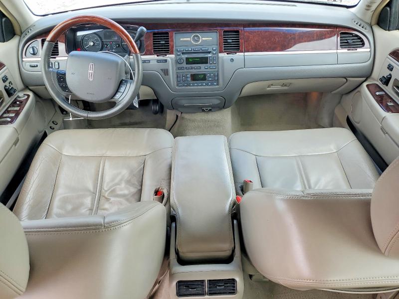 Aukcja sprzedaży 2009 Lincoln Town Car, vin: 2LNHM82V89X628798, numer aukcji: 68709786