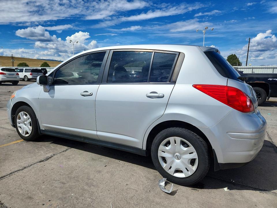 2011 Nissan Versa მანქანა იყიდება აუქციონზე, vin: 3N1BC1CP4BL415720, აუქციონის ნომერი: 69613476