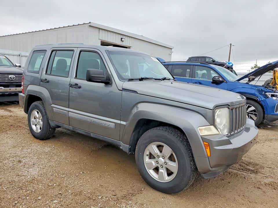 69567676 :رقم المزاد ، 1C4PJLAK0CW111887 vin ، 2012 Jeep Liberty مزاد بيع