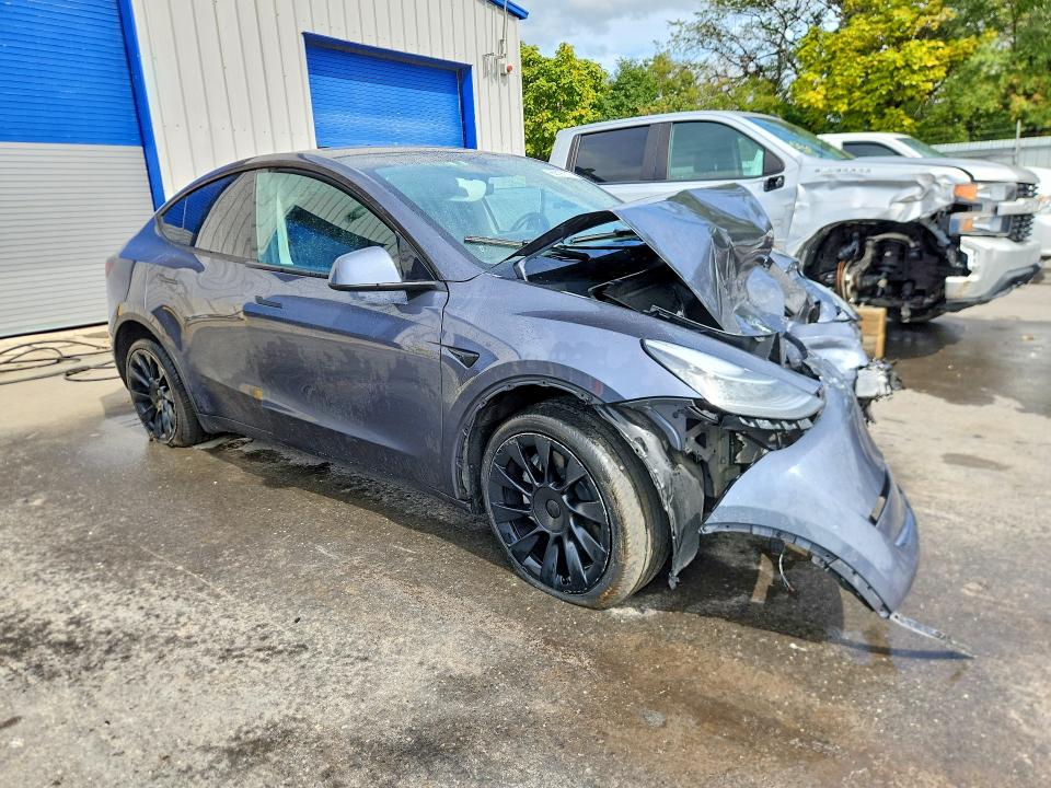 Продаж на аукціоні авто 2023 Tesla Model Y, vin: 7SAYGDEE0PA110102, номер лоту: 69791076