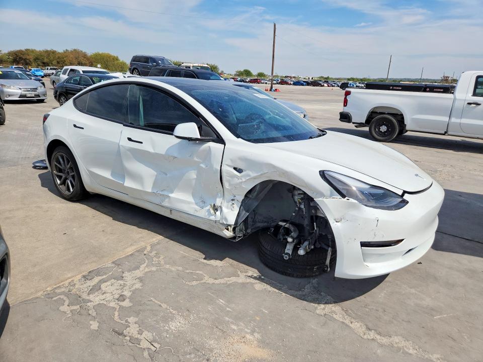 69983606 :رقم المزاد ، 5YJ3E1EA7PF402597 vin ، 2023 Tesla Model 3 مزاد بيع