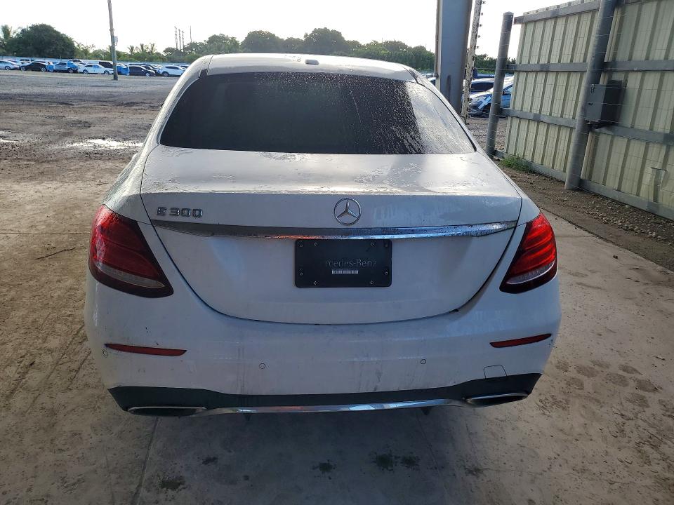 2017 Mercedes-benz E მანქანა იყიდება აუქციონზე, vin: WDDZF4JB6HA173563, აუქციონის ნომერი: 69498706