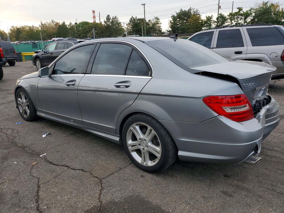 Aukcja sprzedaży 2012 Mercedes-benz C, vin: WDDGF8BB2CR201642, numer aukcji: 70049106