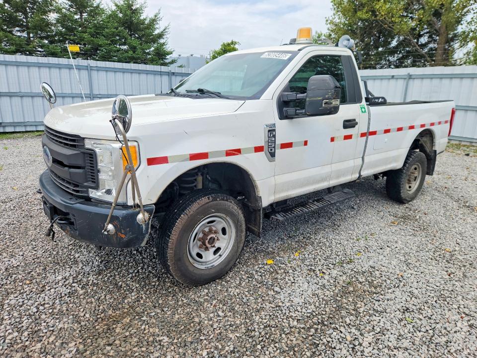 Auction sale of the 2017 Ford F250, vin: 1FTBF2B6XHED37116, lot number: 62805446