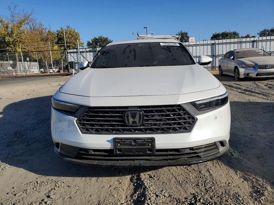 2024 Honda Accord მანქანა იყიდება აუქციონზე, vin: 1HGCY2F83RA015695, აუქციონის ნომერი: 70365596