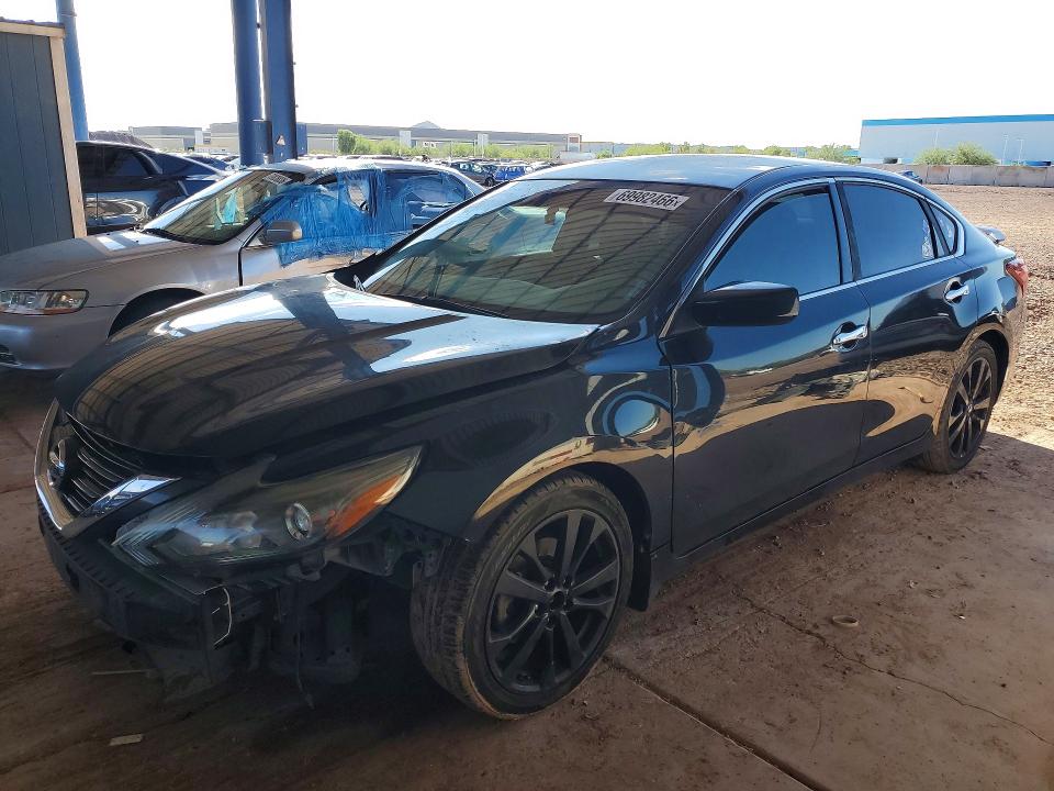2017 Nissan Altima მანქანა იყიდება აუქციონზე, vin: 1N4AL3AP6HC490419, აუქციონის ნომერი: 69982466