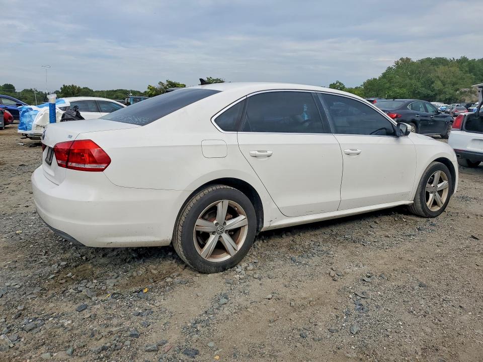 Продаж на аукціоні авто 2013 Volkswagen Passat, vin: 1VWBP7A35DC092472, номер лоту: 69536876