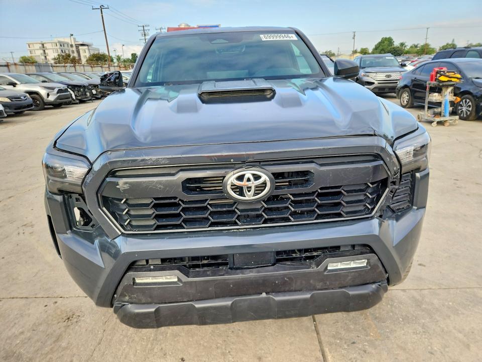 69999946 :رقم المزاد ، 3TYLC5LN2ST033160 vin ، 2025 Toyota Tacoma مزاد بيع