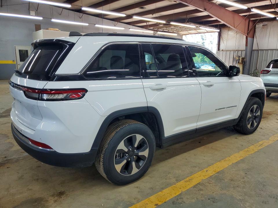 Продажа на аукционе авто 2024 Jeep Grand Cherokee, vin: 1C4RJYB67RC129868, номер лота: 70438556
